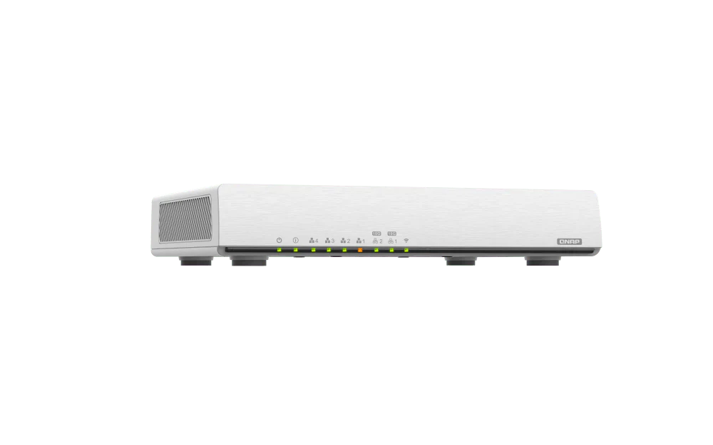 QNAP QHora-301W AX3600 6-Port 1/10GbE Wi-Fi 6 SD-WAN Router - Image 3