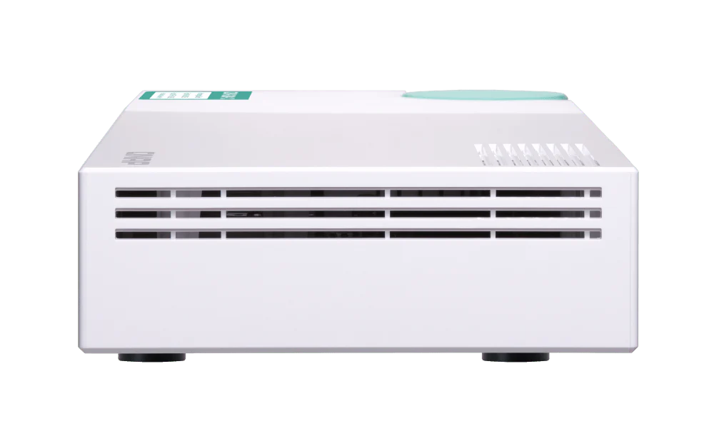 QNAP QSW-308-1C 11-Port 10Gbe Entry Networking Switch - Image 5