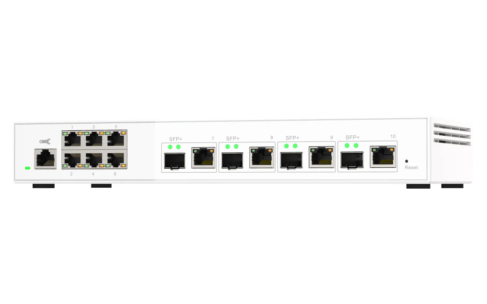 QNAP QSW-M2106-4C 10-Port 2.5/10GbE Managed Switch - Image 4