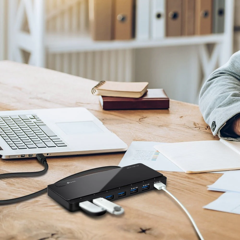 TP-Link UH700 USB 3.0 7-Port Hub - Image 7